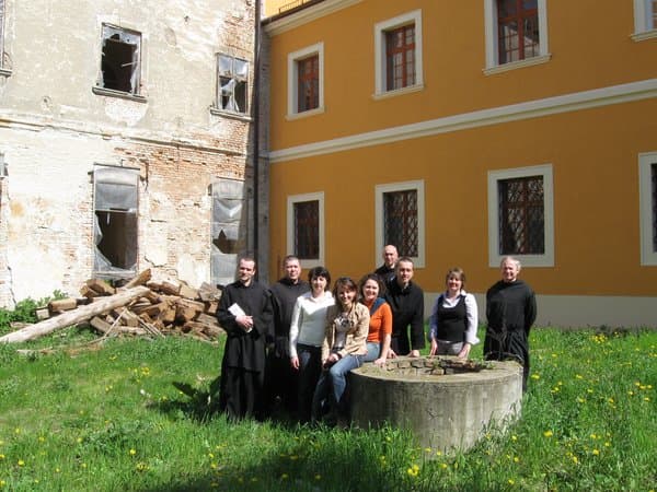 Fotografie pre Priateľstvo s bratmi paulánmi